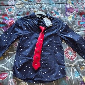 NWT H&M Dark Blue Shirt with White Stars - with reindeer tie